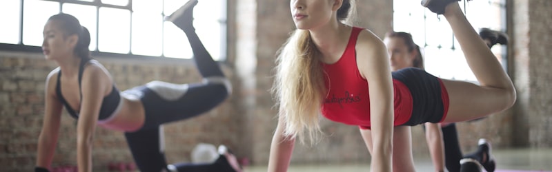 家庭亲子健身互动 - 快乐家庭运动时光